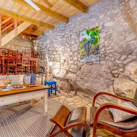 Gorgeous In With Kitchen Casa vacanze